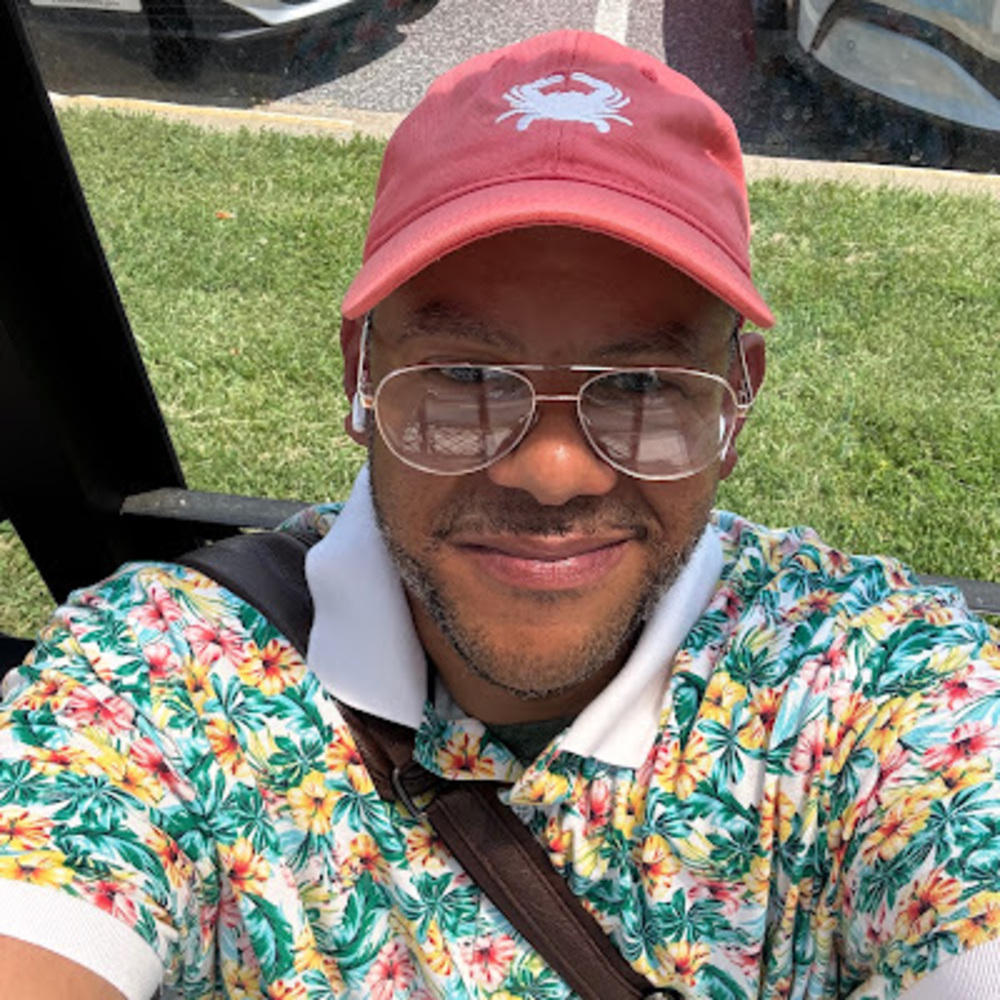 Meet your Posher, Cezaire